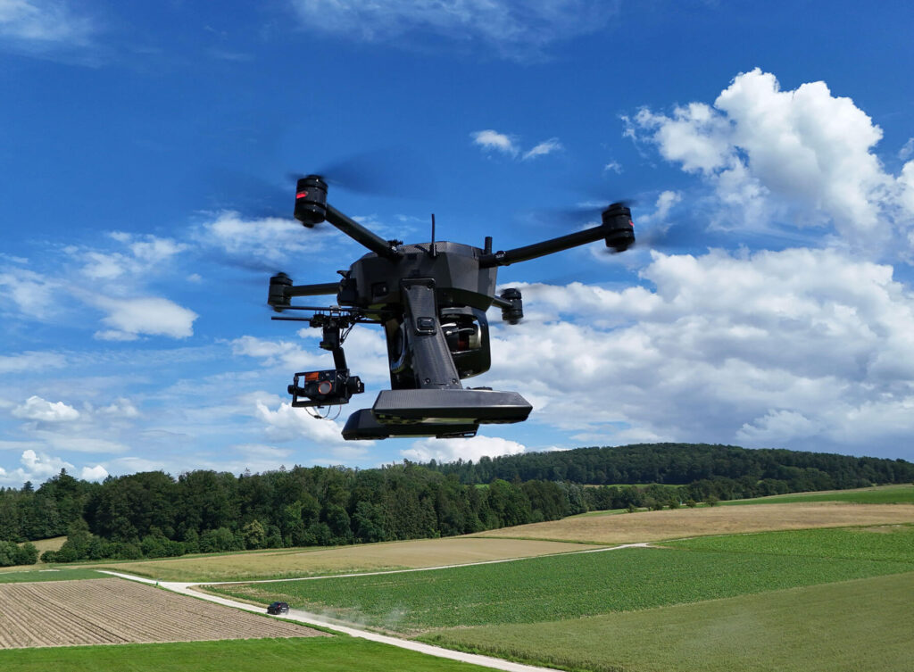 Xer X8 flying with Wiris Enterprise